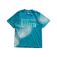 Distressed Beyond de la Ultra tee